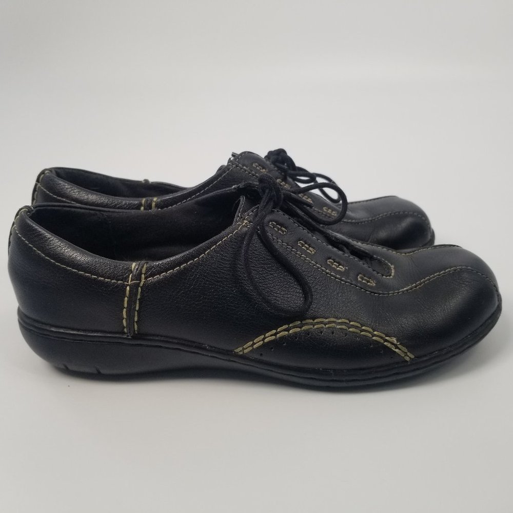 Clarks Viola lace up black sz 8M bicycle toe 84704